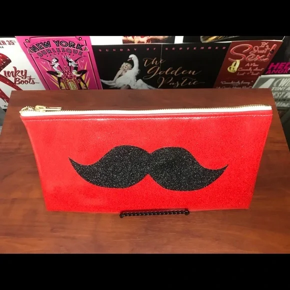 Rare NWOT Julie Mollo Mustache Clutch - Picture 3 of 3